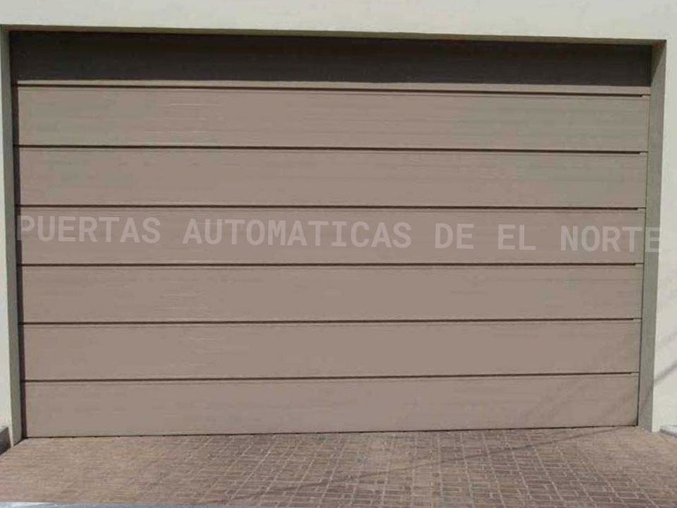 Puerta Cerrada en Fierro 007